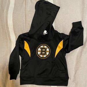 NHL Hockey brand Boston Bruins hooded sweatshirt. Size 4T. Excellent condition.